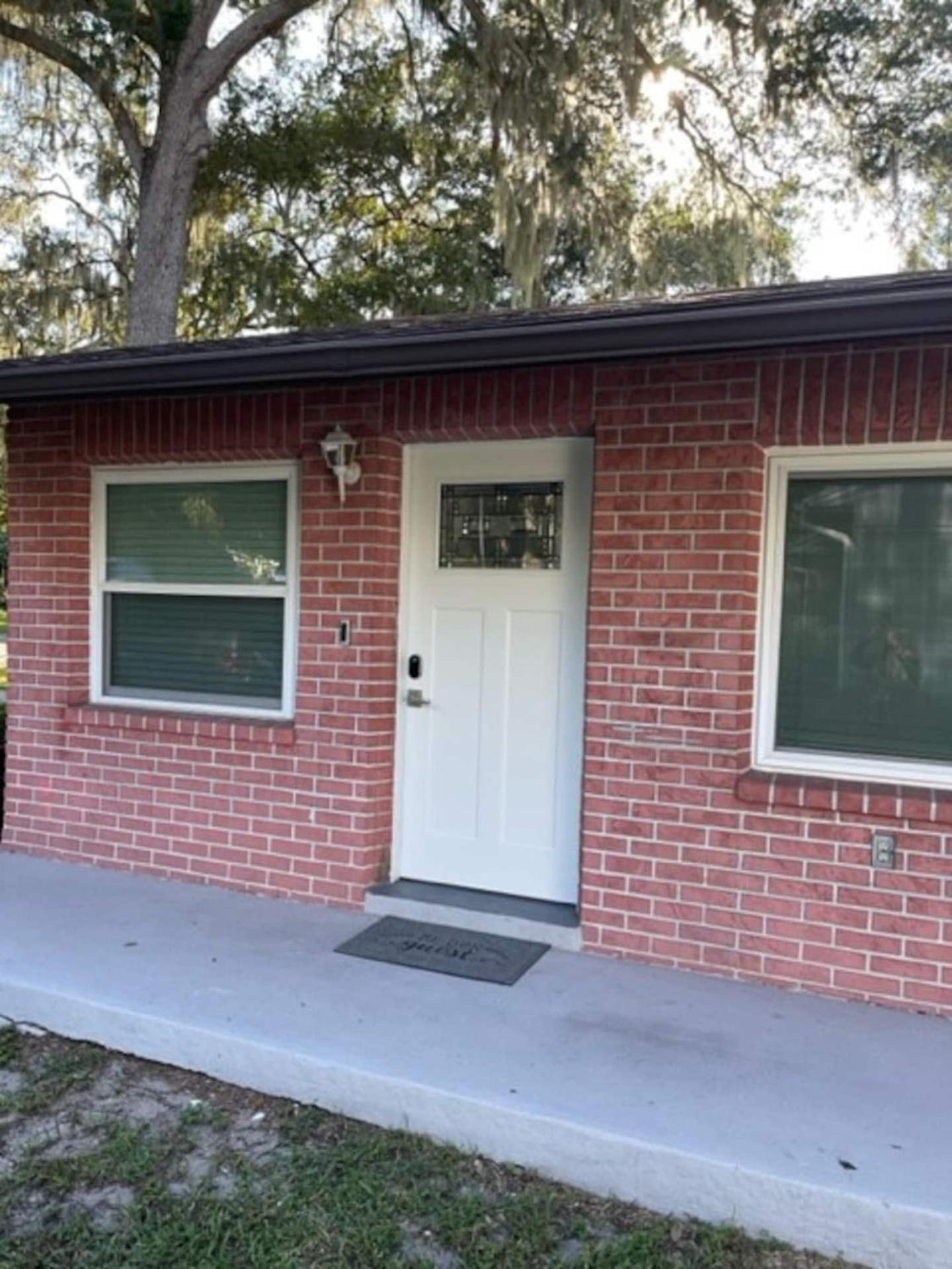 Walk Everywhere! 1-Bedroom Gem In Downtown Hub New Port Richey Dış mekan fotoğraf