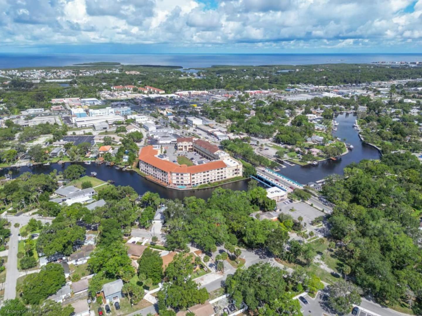 Walk Everywhere! 1-Bedroom Gem In Downtown Hub New Port Richey Dış mekan fotoğraf