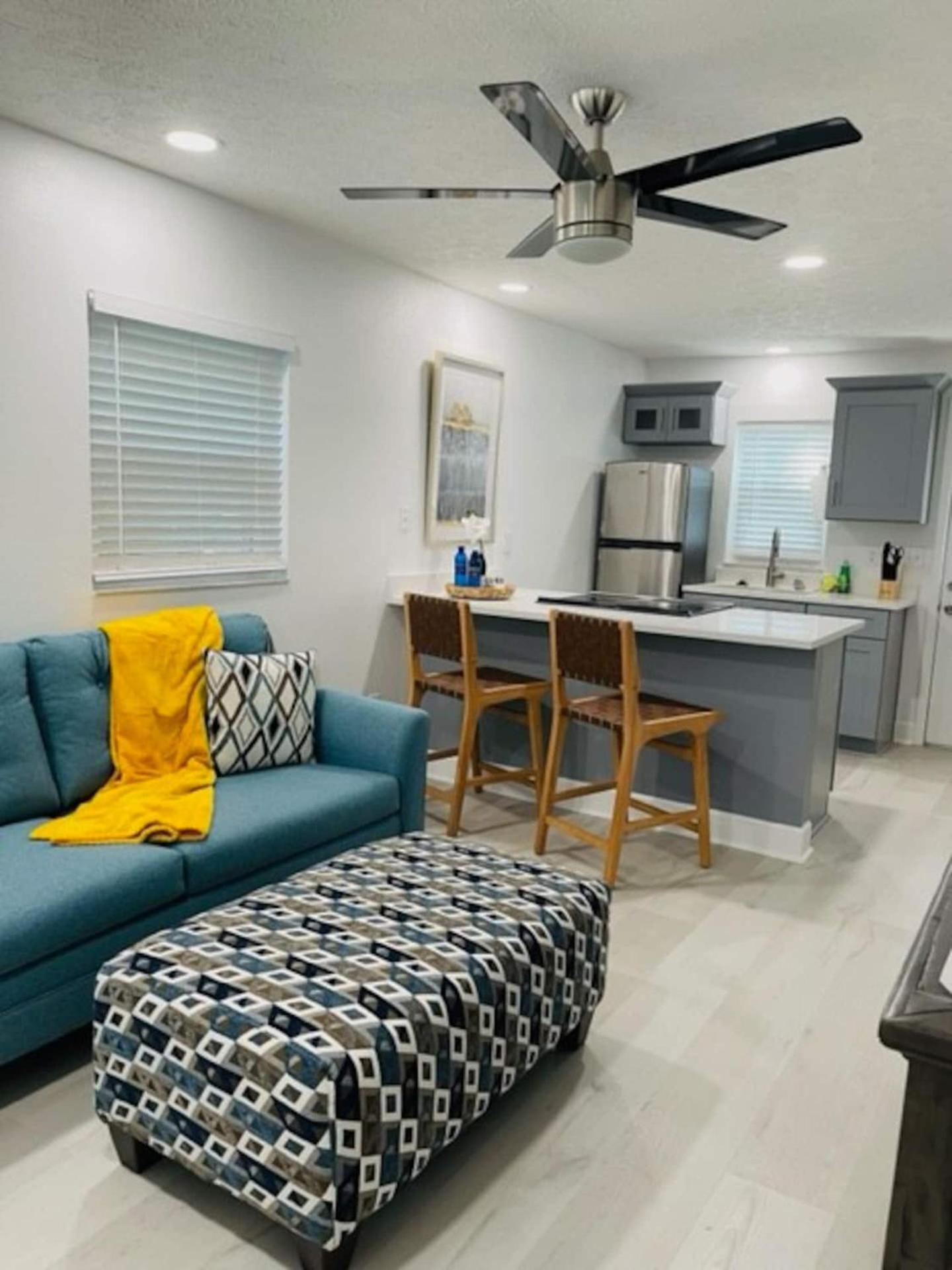 Walk Everywhere! 1-Bedroom Gem In Downtown Hub New Port Richey Dış mekan fotoğraf