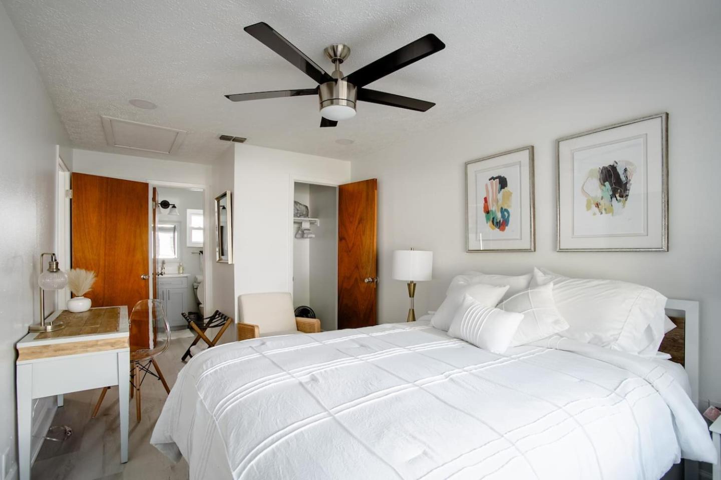 Walk Everywhere! 1-Bedroom Gem In Downtown Hub New Port Richey Dış mekan fotoğraf
