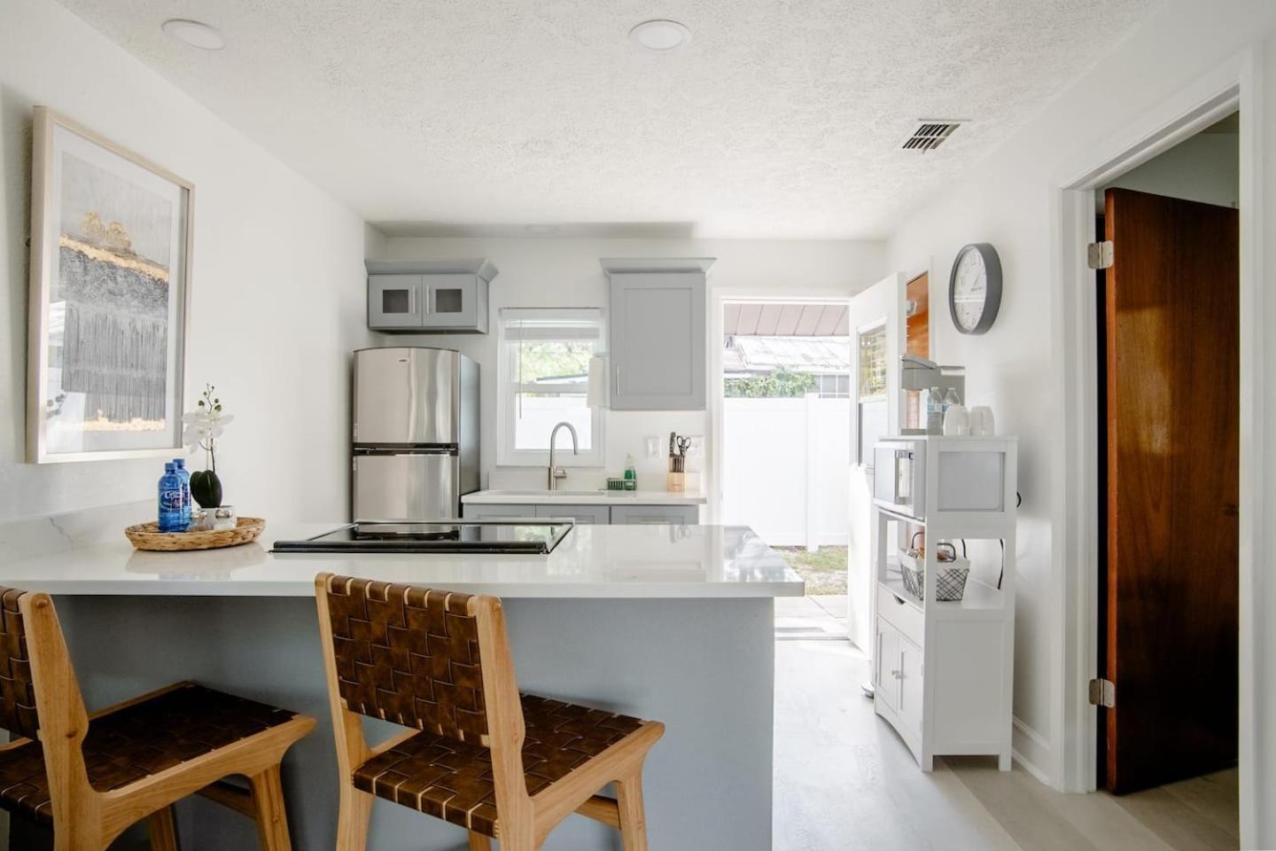 Walk Everywhere! 1-Bedroom Gem In Downtown Hub New Port Richey Dış mekan fotoğraf