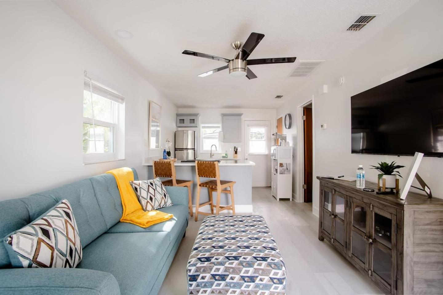 Walk Everywhere! 1-Bedroom Gem In Downtown Hub New Port Richey Dış mekan fotoğraf