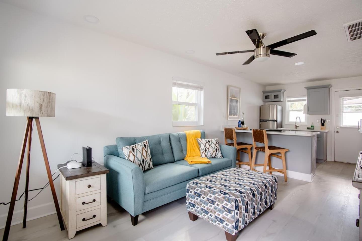 Walk Everywhere! 1-Bedroom Gem In Downtown Hub New Port Richey Dış mekan fotoğraf