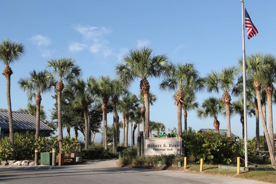 Walk Everywhere! 1-Bedroom Gem In Downtown Hub New Port Richey Dış mekan fotoğraf
